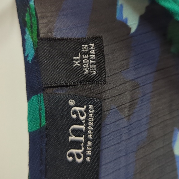 a.n.a ladies blouse - Picture 6 of 8